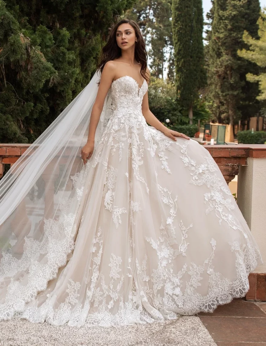 Pronovias